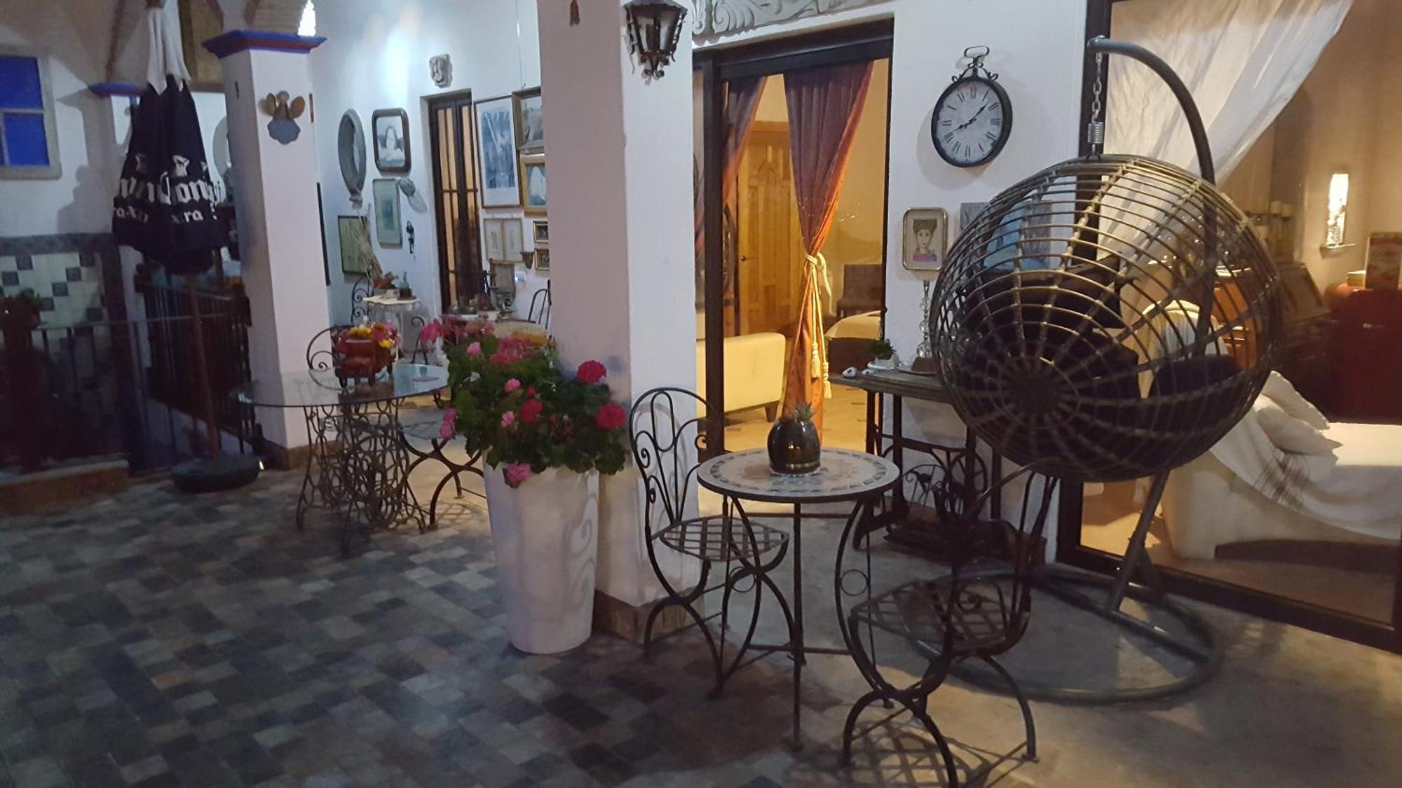 La Casona Azul Bed N Breakfast Santa Rosa de Jauregui Exterior foto